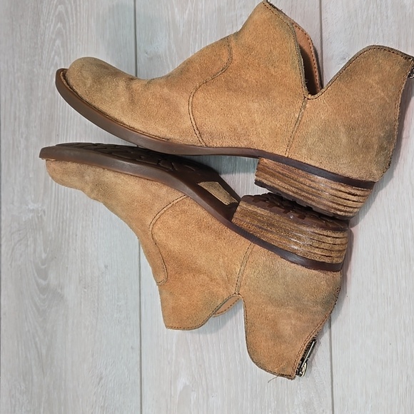 Born Women's Cut Out Side Suede Ankle Boots Moto Shoes Sz 8M - Picture 8 of 12